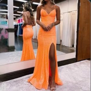LLELLA Orange sequin prom dress size 4